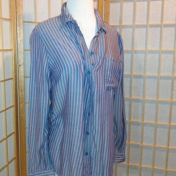 Bundle of 2 S Beach Lunch Lounge Tops - Picture 8 of 16